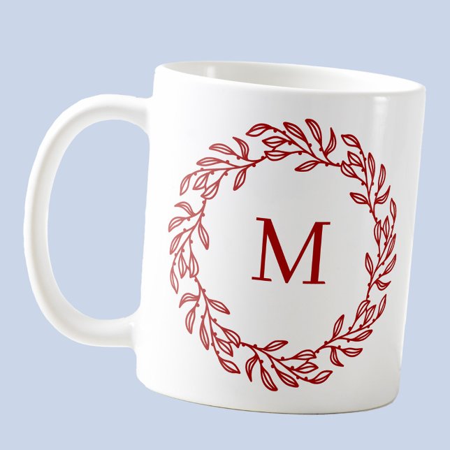 Taza De Café Monograma moderno Hoja roja inicial y guirnalda de (Modern monogram initial red and white leafy botanical wreath coffee mug)