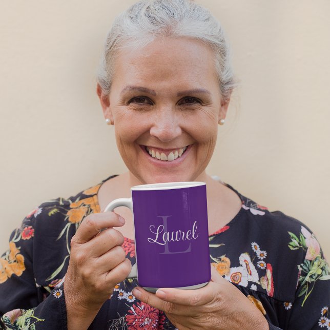 Taza De Café Monograma Nombre café morado Mug (Subido por el creador)