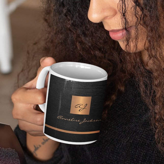 Taza De Café Monograma nombre oro negro personalizado elegante (Subido por el creador)