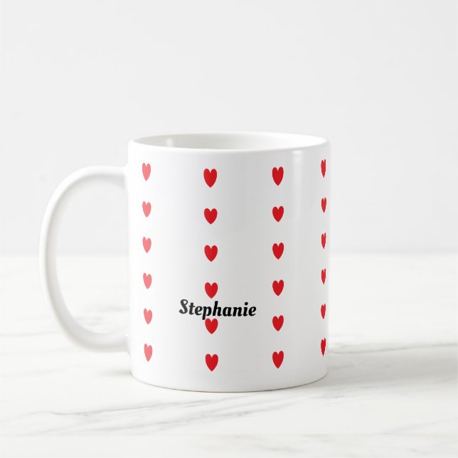 Taza De Café Monograma Nombre personalizado Cute Rojo Doodle He (Izquierda)