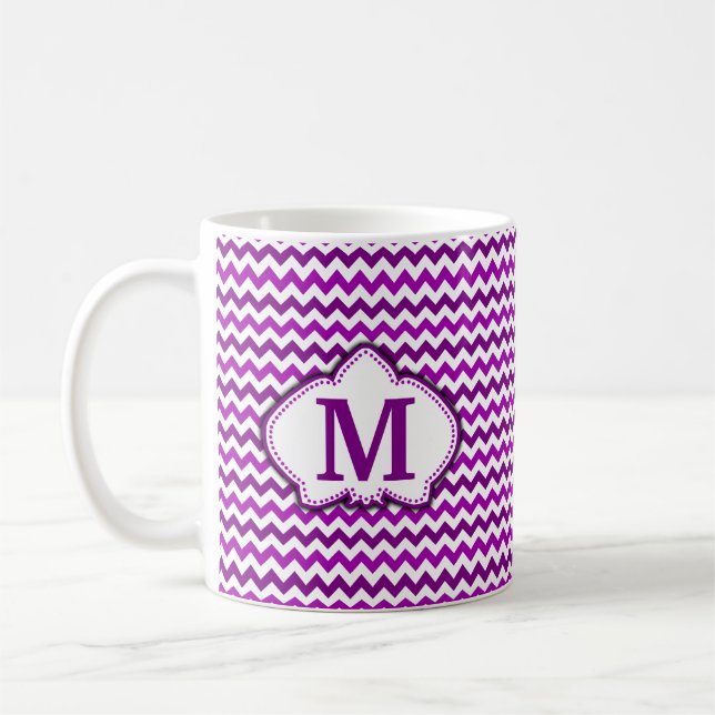 Taza De Café Monograma personalizado de Chevron Púrpura Orquíde (Izquierda)