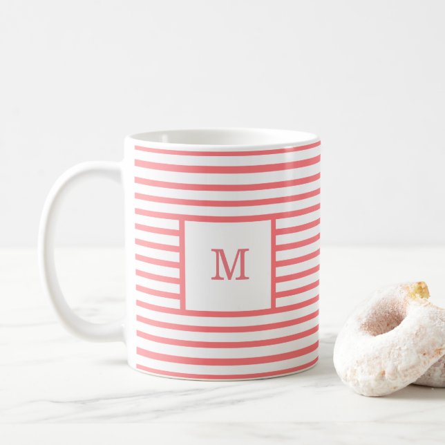 Taza De Café Monograma Personalizado de franjas rojas y blancas (Con donut)
