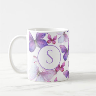 Taza De Café Monograma Personalizado de mariposas rosadas y púr