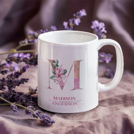 Taza De Café Monograma Rosa de color de agua de color de flor M