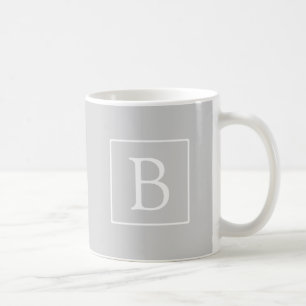 Taza De Café Monograma Simple Gris Claro