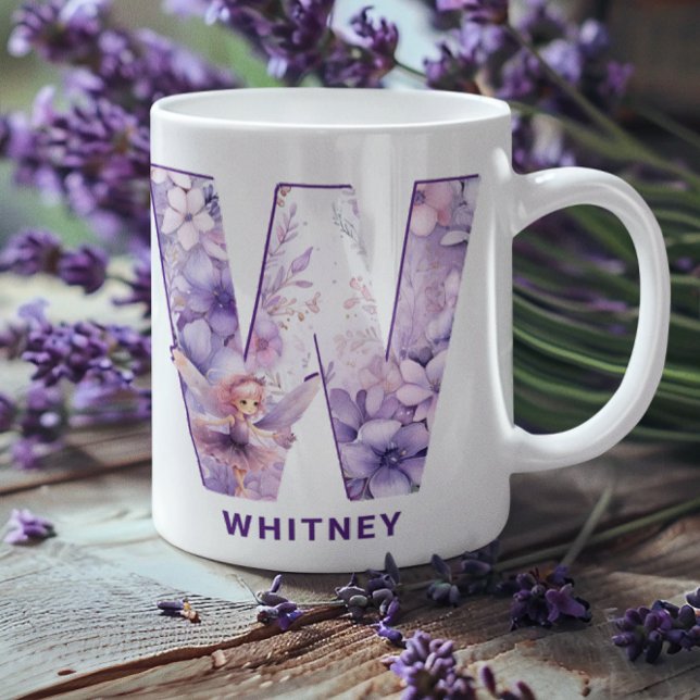 Taza De Café Monograma W de lechón Lilac personalizado (Personalized Lilac Fairy Monogram W Coffee Mug)