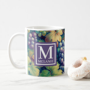 Taza De Café Monograma y nombre del patrón colorido de uva