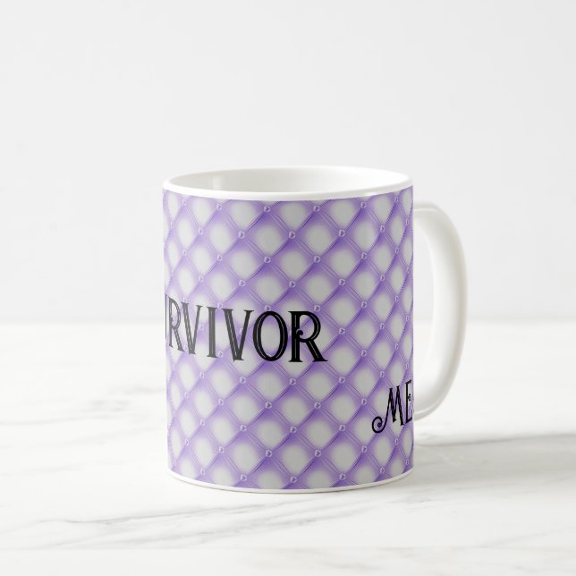 Taza De Café Monograma y sobreviviente, patrón malva tufado 11o (Anverso derecho)