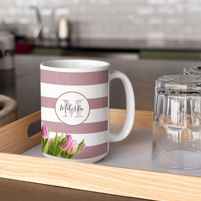 Taza De Café Monogramado de lavanda y tulipán personalizado (Subido por el creador)