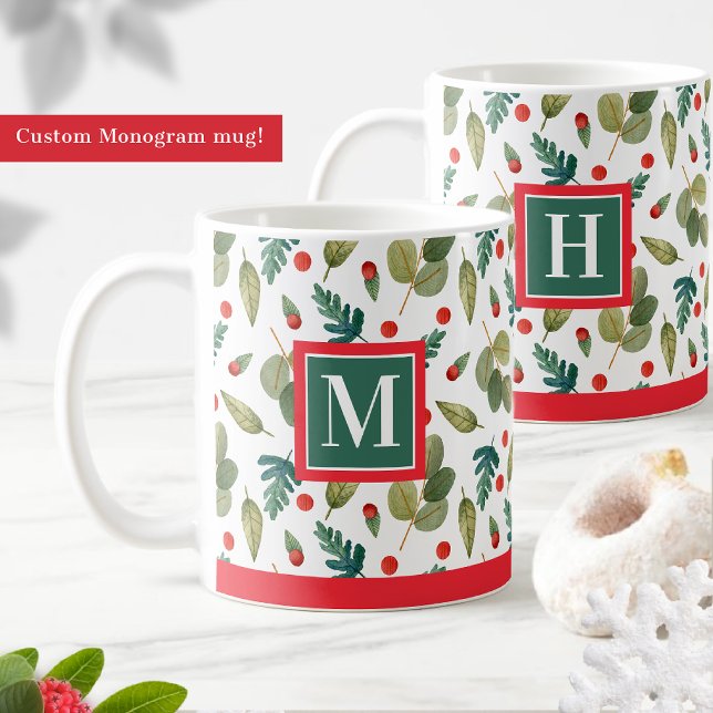 Taza De Café Monogramado, verde festivo y holly, verde rojo (Subido por el creador)
