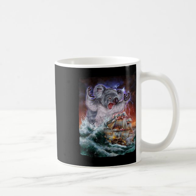Taza De Café Monstruo Koala Mientras Kraken Ataque Un Barco De  (Derecha)