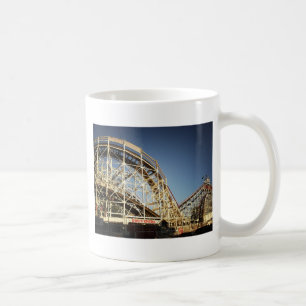 Taza De Café Montaña rusa del ciclón de Coney Island, Brookly