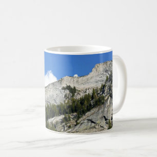 Taza De Café Montañas graníticas en el lago Tenaya, Yosemite, C