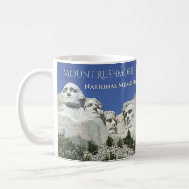 Taza De Café Monumento Nacional del Monte Rushmore, dos estacio (Izquierda)