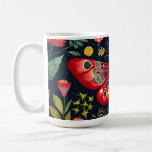 Taza De Café Moth Roja En El Jardín Nocturno