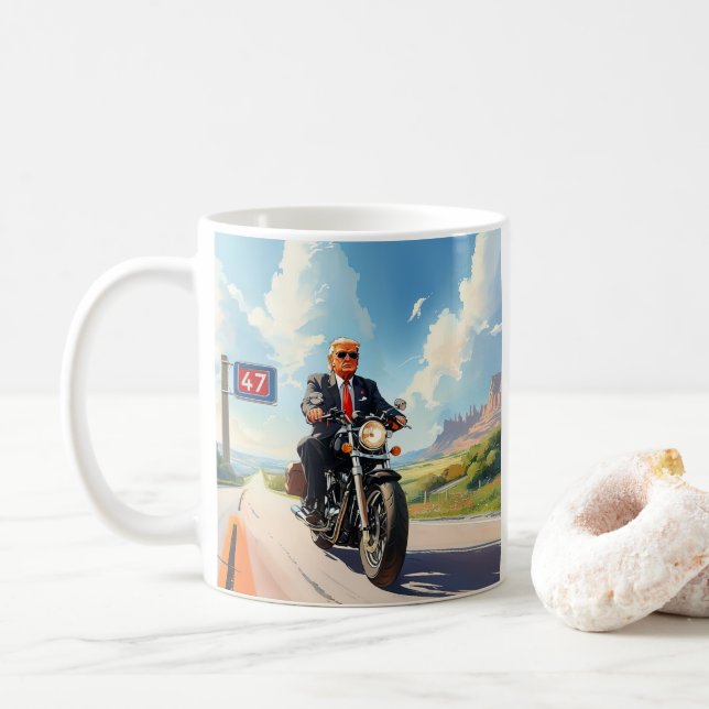 Taza De Café Motocicleta de Trump con 47 signos en el suroeste  (Con donut)