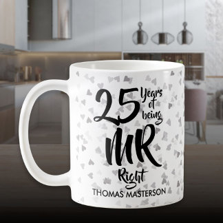 Taza De Café Mr Right 25 Aniversario Corazones de Plata Confeti