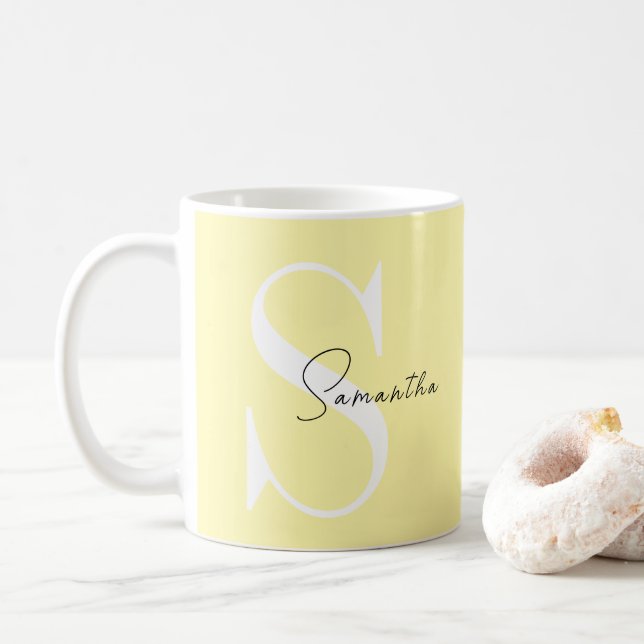 Taza De Café Mug clásico de monograma amarillo Pastel personali (Con donut)