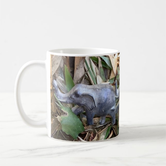 Taza De Café Mug con elefantes y diseño de bambú (Izquierda)