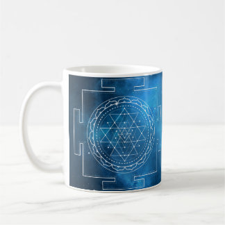 Taza De Café Mug de Geometría Sagrada en Indigo de Sri Yantra