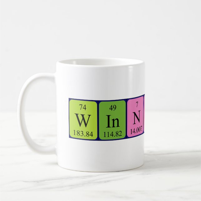 Taza De Café Mug de nombre de tabla periódica Winnifred (Izquierda)