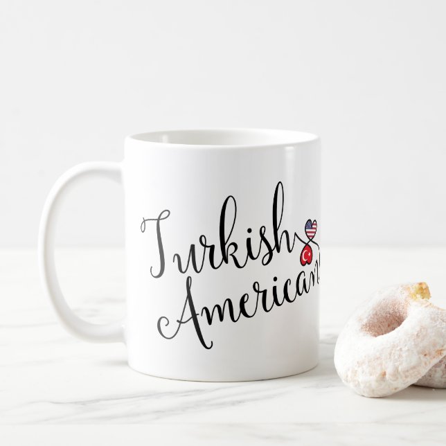 Taza De Café Mug del corazón entrelazado turco-estadounidense (Con donut)