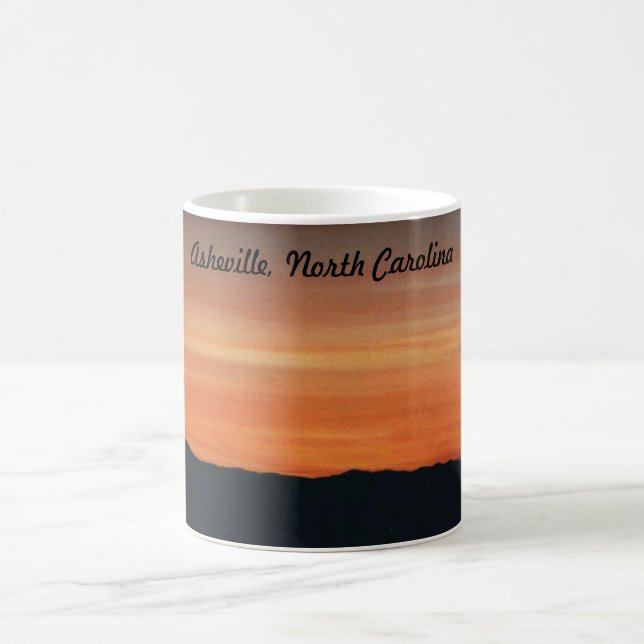 Taza De Café Mug with Mountain Sunset Scene (Centro)