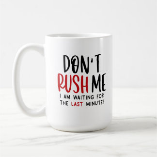 Taza De Café Mugre clásica con un logo divertido