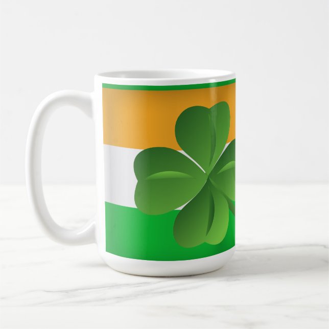 Taza De Café Mugre de trébol de bandera irlandesa (Izquierda)