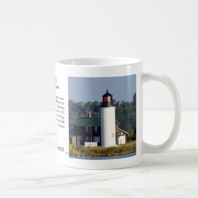 Taza De Café Mugre del faro del puerto de Beaver Island (Derecha)