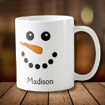 Taza De Café Mugs personales de Snowman<br><div class="desc">¡El Personalizado Snowman Mug por las vacaciones! Ideal para el café o el chocolate caliente.</div>