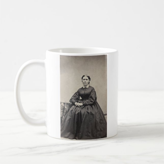 Taza De Café Mujer 1864 - Café sentado Mug (Izquierda)
