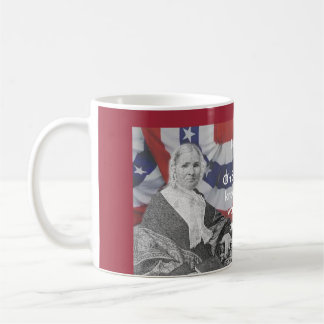 Taza De Café Mujer americana del zagal de Louisa primera a