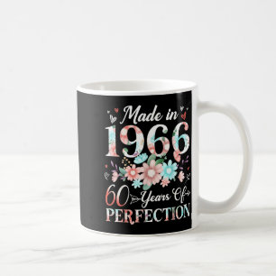 Taza De Café Mujer de 60 años hecha en 1966 floral cumpleaños 6