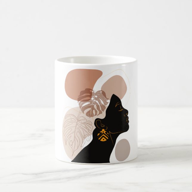 Taza De Café Mujer joven y hermosa afroamericana (Centro)