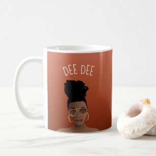 Taza De Café Mujer negra, tonos dorados y bollo alto, marrón de