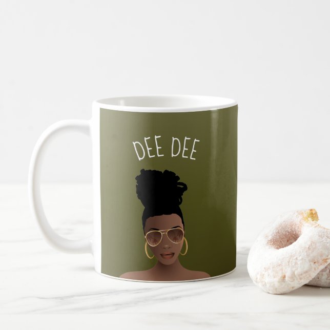 Taza De Café Mujer negra, tonos dorados y bollo alto, verde oli (Con donut)