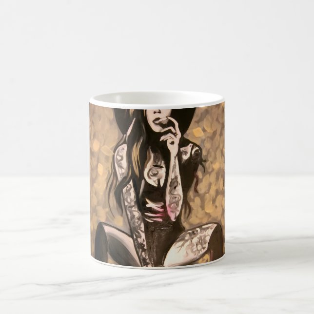 Taza De Café Mujer Tatuada en Oro (Centro)