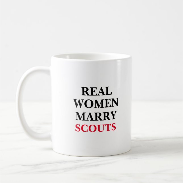 Taza De Café Mujeres reales se casan con scouts (Izquierda)