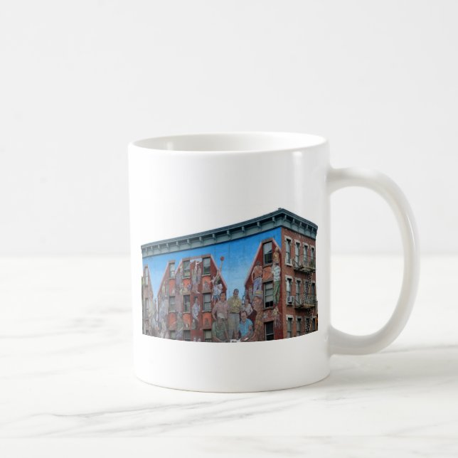 Taza De Café Mural en el edificio en español Harlem (Derecha)