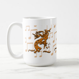 Taza De Café Músico adecuado de Kokopelli del revestimiento co