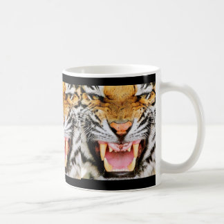 Taza de café muy enojada del tigre de Bengala