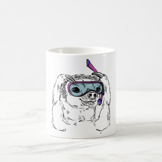 Taza De Café Mysterious Diver in the Shadows