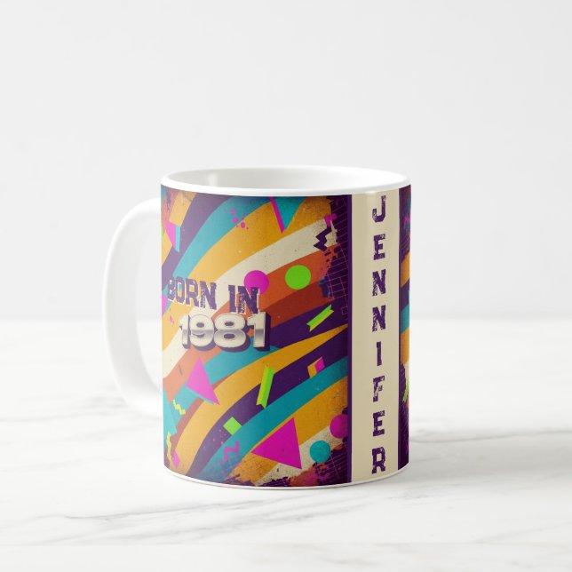 Taza De Café Nacido en 1981 Mug Personalizado - Neon Geometric  (Anverso izquierdo)