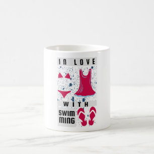 Taza De Café Nadadora Femenina - Enamorada De Nadar