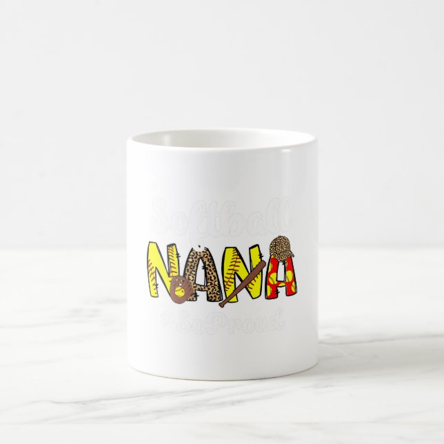 Taza De Café Nana, Una Abuela Tan Orgullosa Como Nana De Un Sof (Centro)