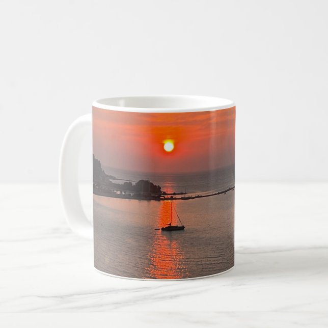 Taza De Café Naranja de sol de Croacia de Omis (Anverso izquierdo)