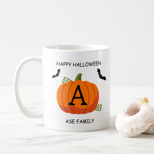 Taza De Café Naranja feliz Personalizado de calabaza inicial (Con donut)