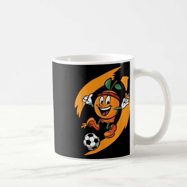 Taza De Café Naranja jugando fútbol  (Derecha)