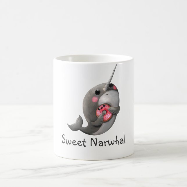 Taza De Café Narwhal tímido con el buñuelo (Centro)